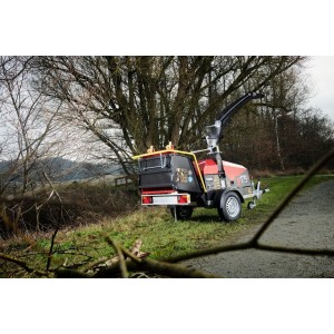 Déchiqueteuse de branches et de végétaux TP175 MOBILE DIESEL MOTEUR KUBOTA STAGE V